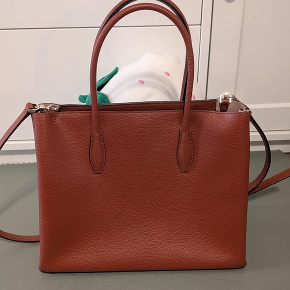 NEW Kate Spade Tan Leather Satchel With Bag Charm - Picture 4 of 6